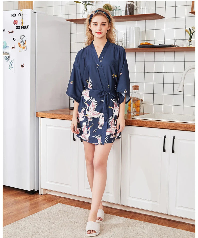 Peignoir court pour femme