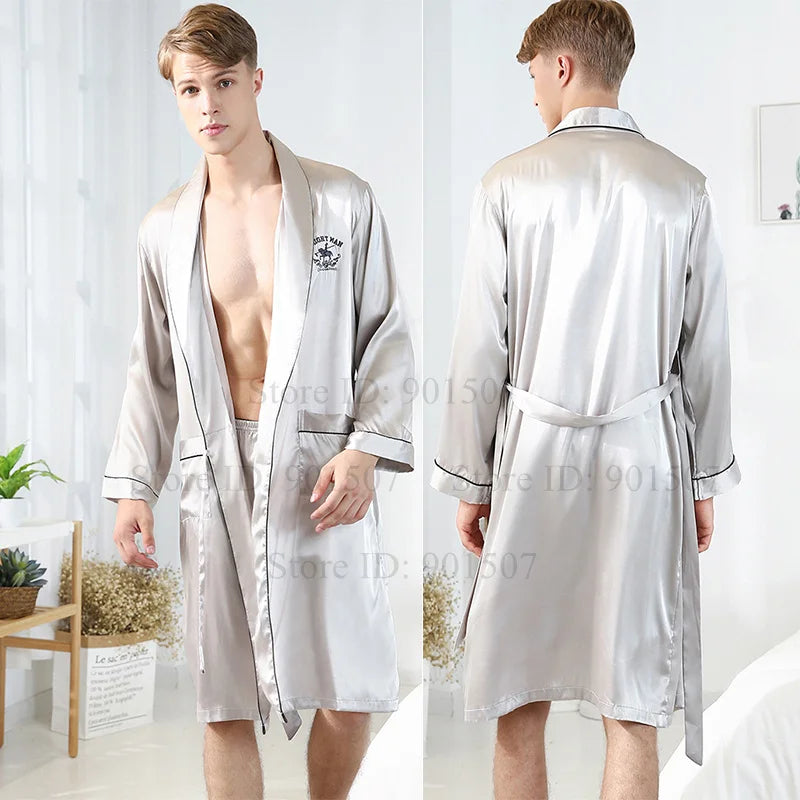 Peignoir en satin homme