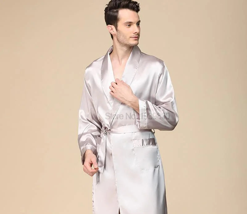 Peignoir en soie homme